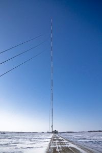 480px-KVLY-TV_Mast_Tower_Wide